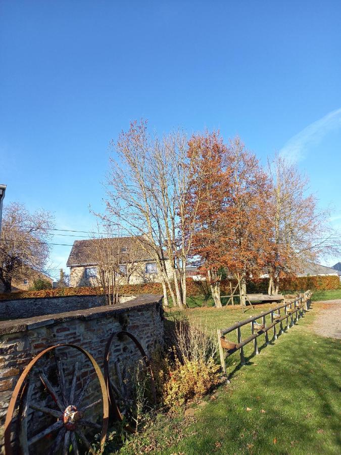Chanteloup, Maison D'Hotes - Halleux Bagian luar foto