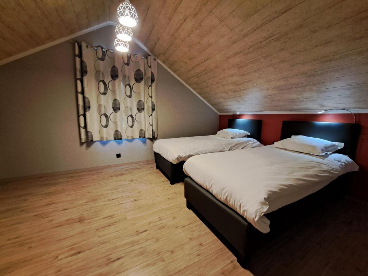 Chanteloup, Maison D'Hotes - Halleux Bagian luar foto